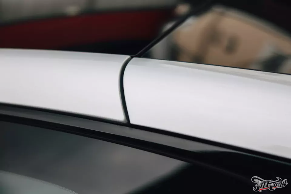 Забронировали Changan Qiyuan A06 прозрачным полиуретаном и защитили черный глянец экстерьера